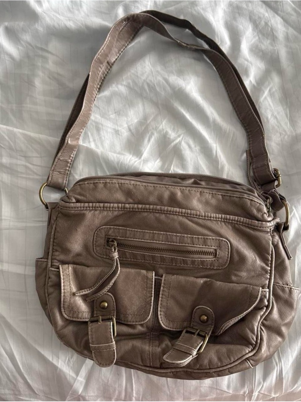Everyday Casual Shoulder Bag in Taupe